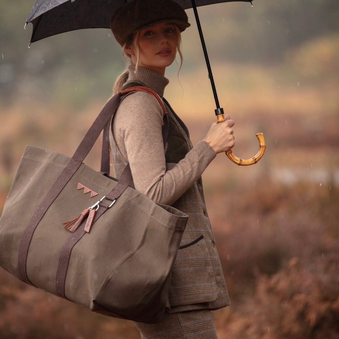 Hello autumn! Meet the New Dark Green Canvas Hay Bags