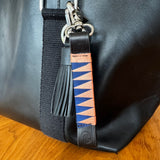 Porte-clés de sac en forme de dent de requin - Pêche/Bleu