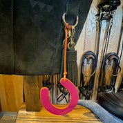 Hästsko i Läder Väsksmycke - Orange