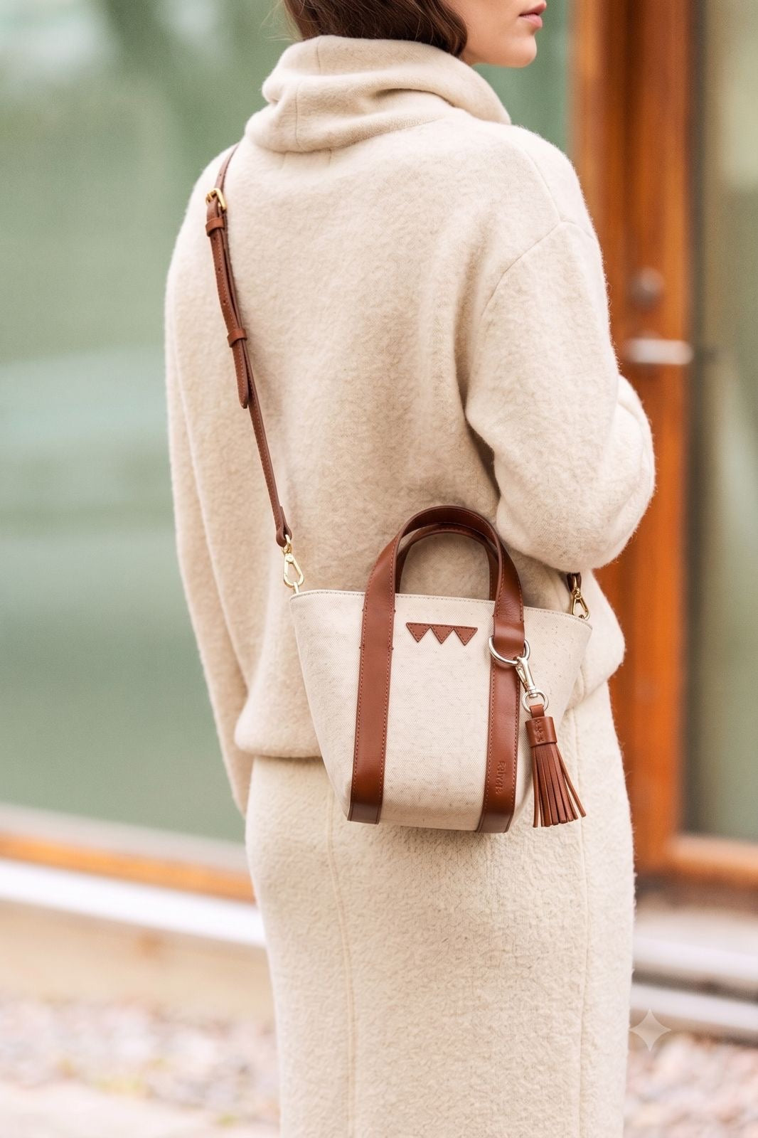GettheGallop_Crossbody_Bag_Canvas_leather_bestseller.jpg