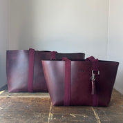 Hay Bag Medium in Pull Up Leather - Burgundy