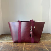 Hay Bag Medium in Pull Up Leather - Burgundy
