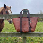 Hay Bag Medium in Pull Up Leather - Brown