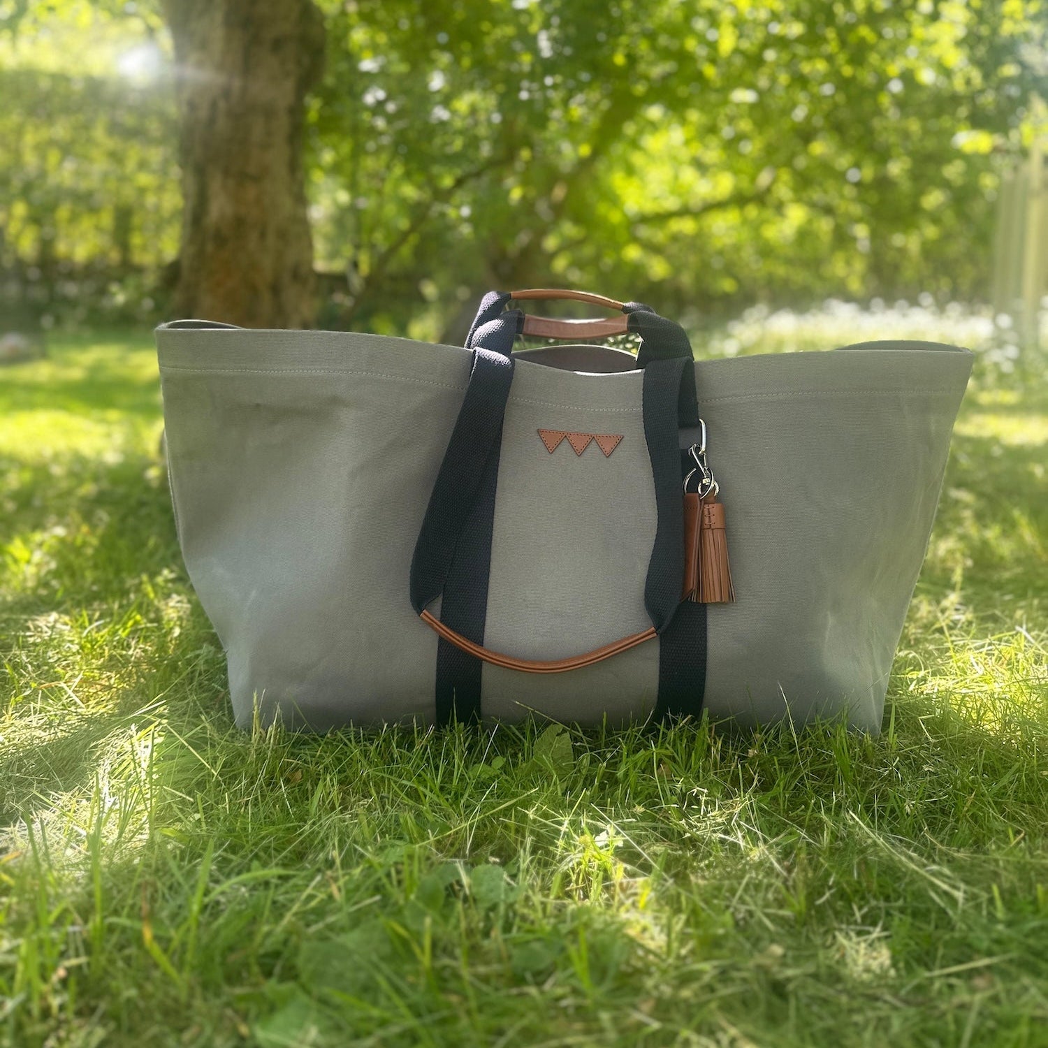 GettheGallop_HayBag_Tote_Canvas_1.jpg