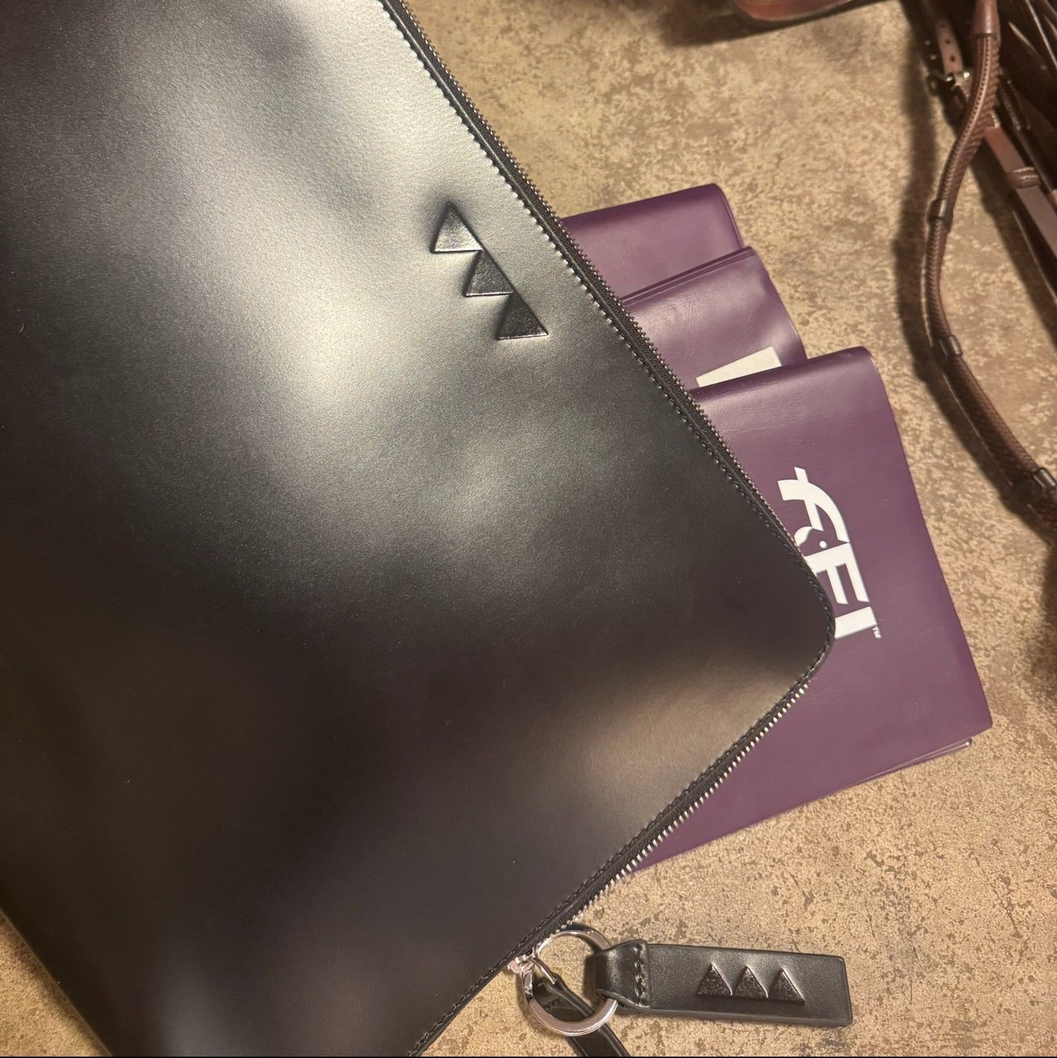 Étui pour ordinateur portable Lisen en cuir - Noir