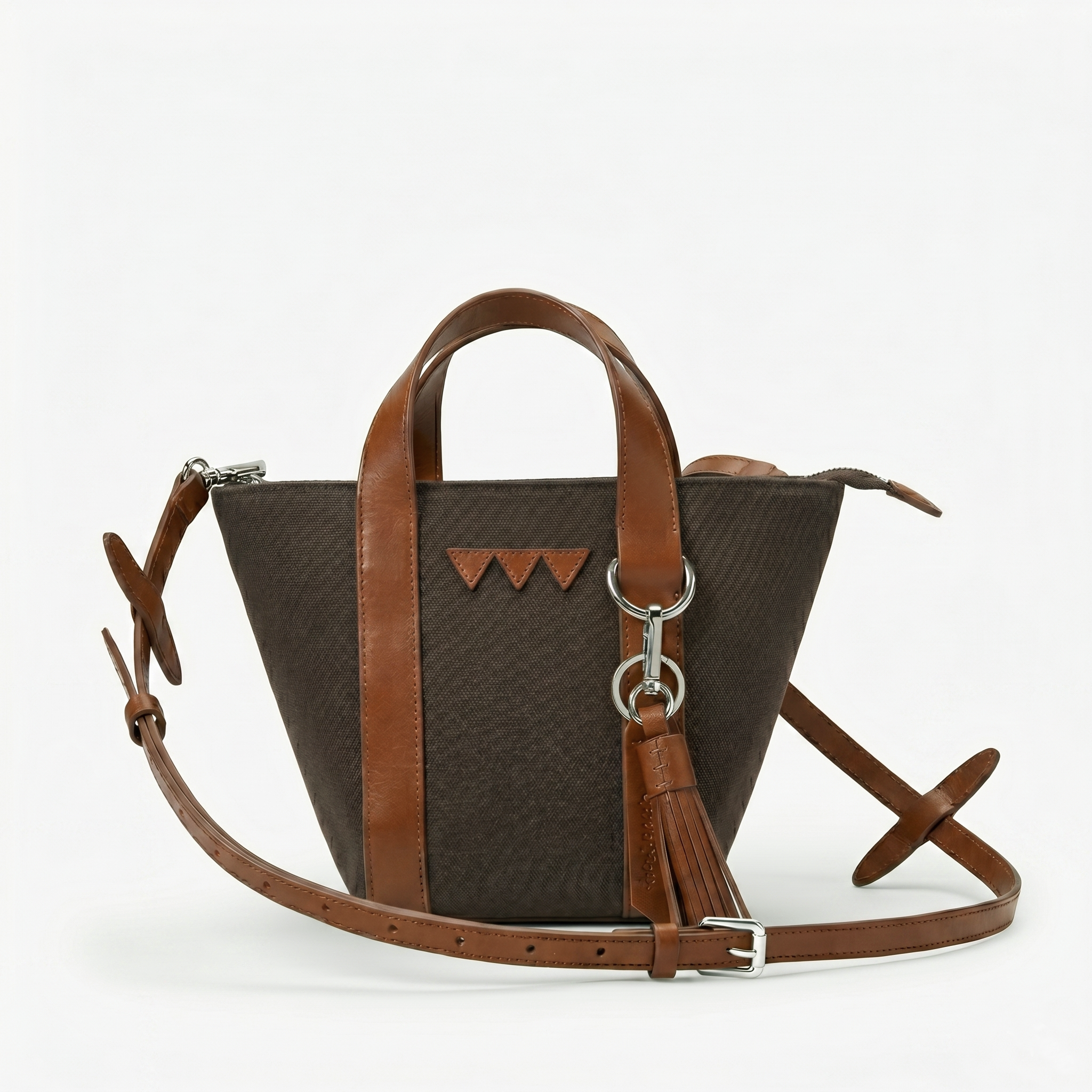 Getthegallop_HayBagMini_Green_Canvas.png