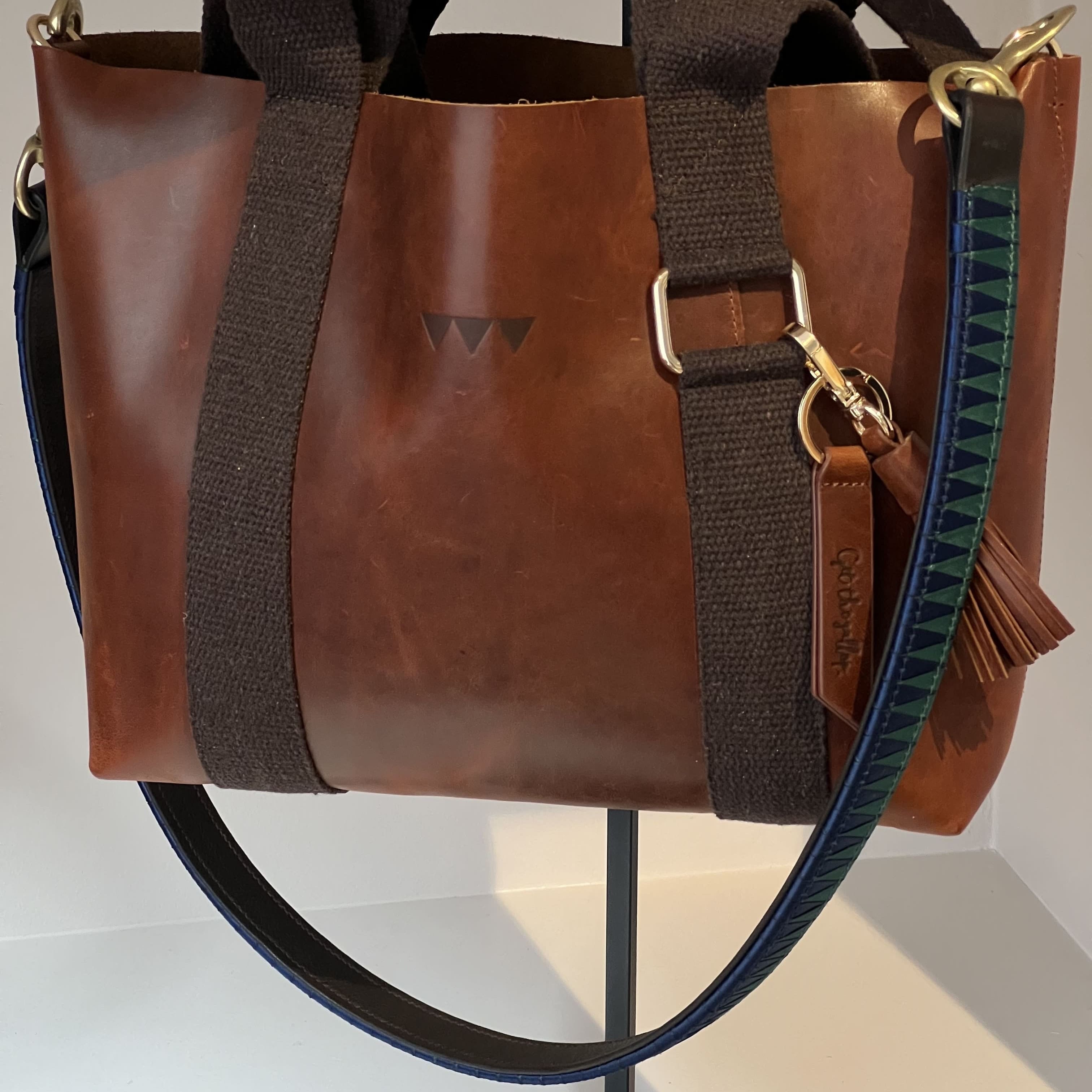 Getthegallop_crossbody_strap.jpg