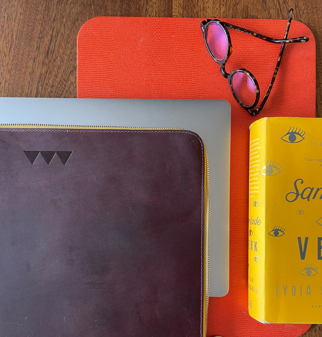 Lisen Laptop Leather Case - Brown