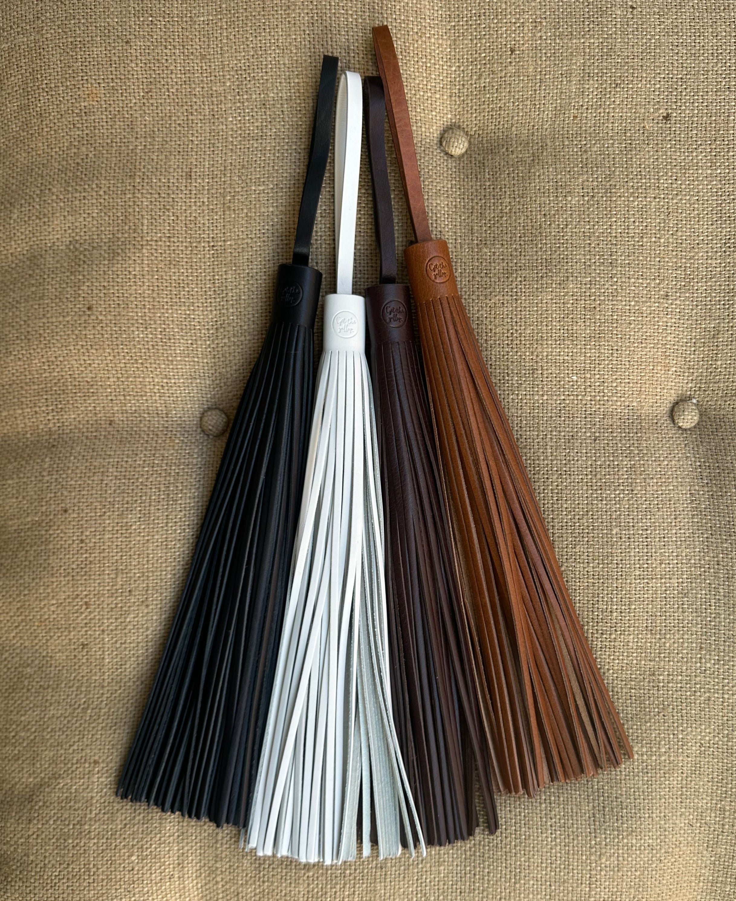 Pompon pour queue de cheval - Cuir blanc