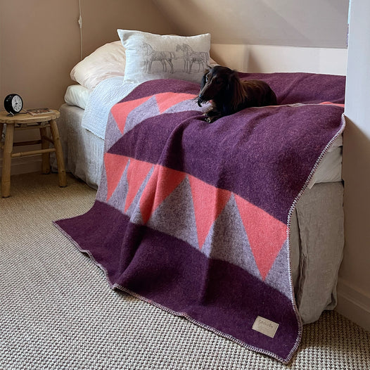 Sharktooth Wool Blanket Large - Pink/Purple